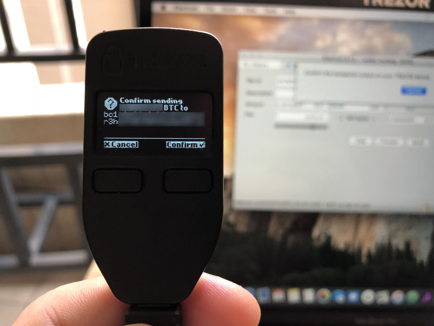 do i need separate addresses for eth and bitcoin trezor