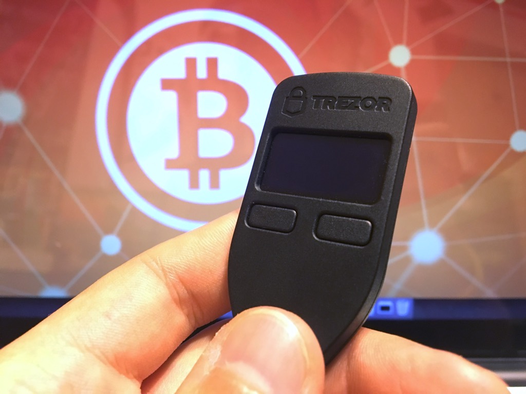 Bitcoin Trezor - the first hardware wallet